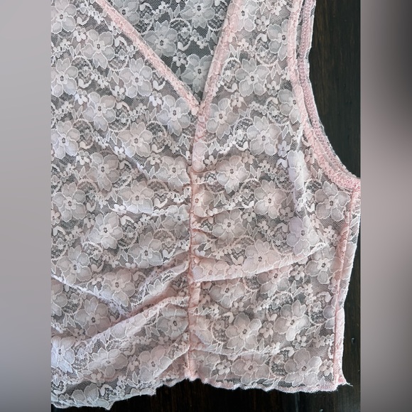 Motel Rocks MORTA CROP TOP IN LACE SWEET PINK - size XS - Picture 3 of 7